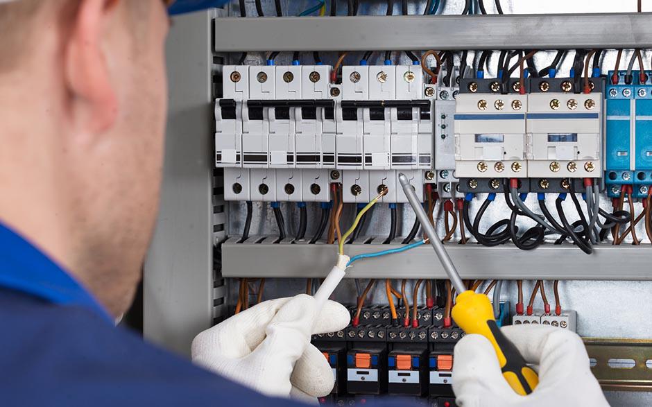 électricien dans le bâtiment Villecresnes